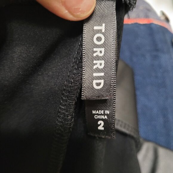 Torrid Womens Faux Leather Leggings Black‎ Size 2 Polyester Spandex - Picture 5 of 10